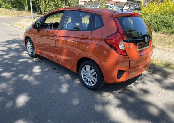 Honda Jazz cena 46800 przebieg: 115670, rok produkcji 2016 z Pruszków małe 121